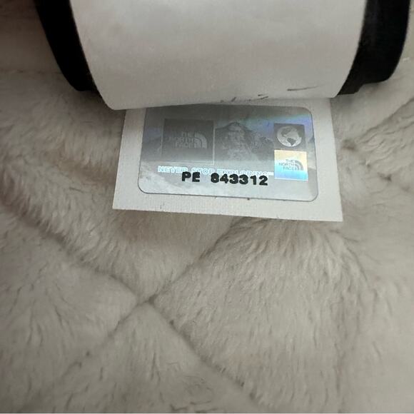 The North Face Caroluna Cream Oatmeal Quilted jacket SMALL Full Zipper - Picture 11 of 15